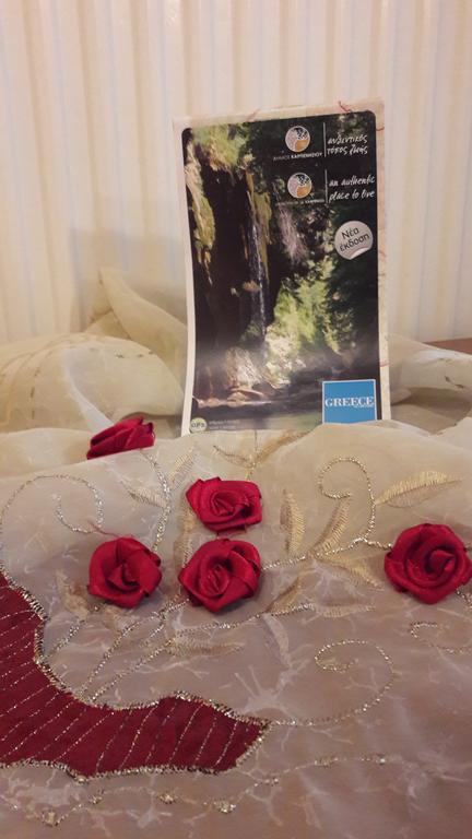 Artemis Hotel Karpeníszi Kültér fotó